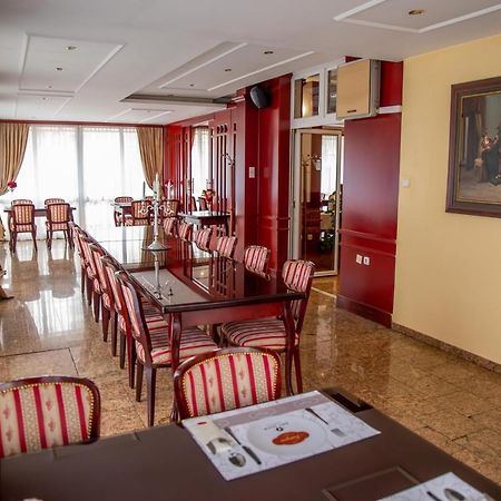 Hotel Integra 도보이 외부 사진