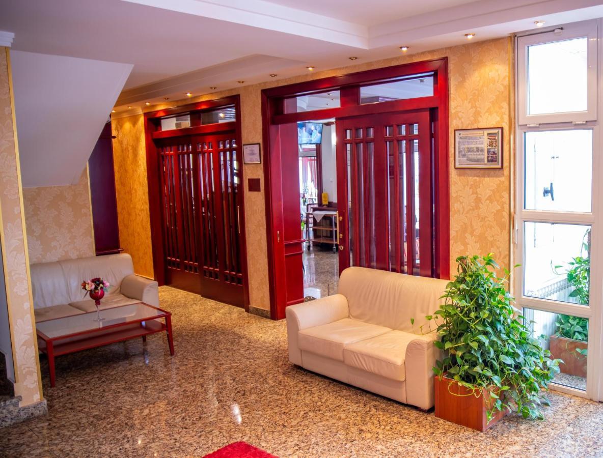 Hotel Integra 도보이 외부 사진